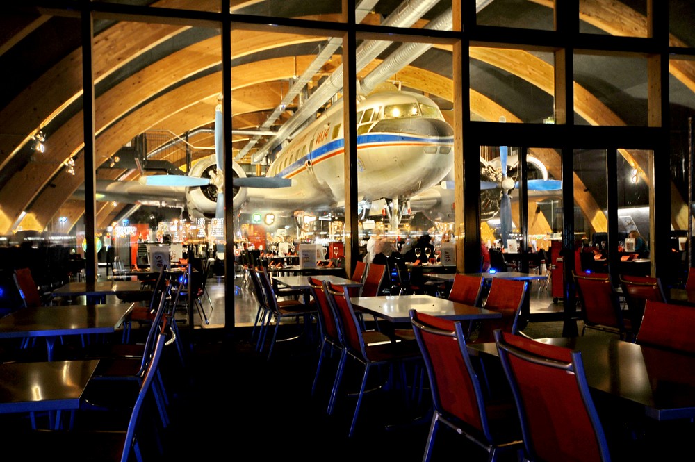 Ил-14 - самолет и ресторан